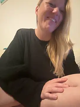 MoniqueLaFee's cam snapshot