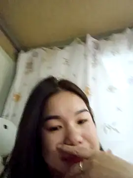 Baby-ladytits2025's cam snapshot