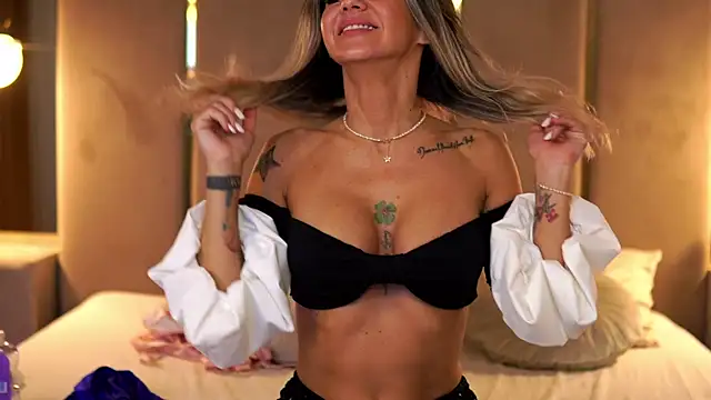 CamilaStarr's cam snapshot