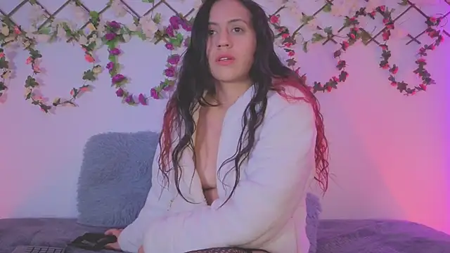 Lolarosesxs's cam snapshot