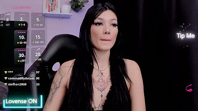 emmabridgerton's cam snapshot