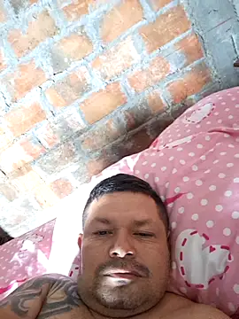 lady_and_charly's cam snapshot