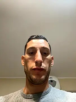 Gionnytav live sex cam