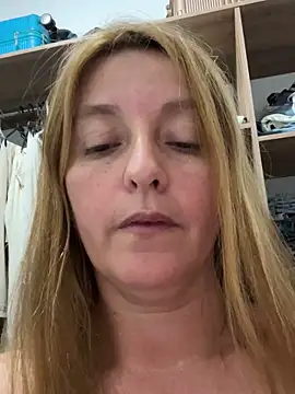 moniquerainx's cam snapshot