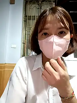 Nira_ngot_ngao_'s cam snapshot