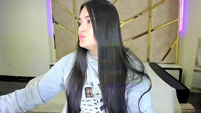 Frrreyaa's cam snapshot