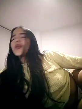 SweetFortuner's cam snapshot