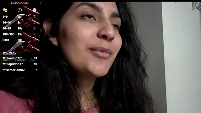 cloe_small's cam snapshot