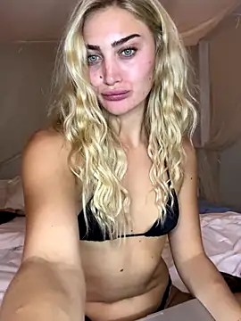 Aurii_Angel's cam snapshot