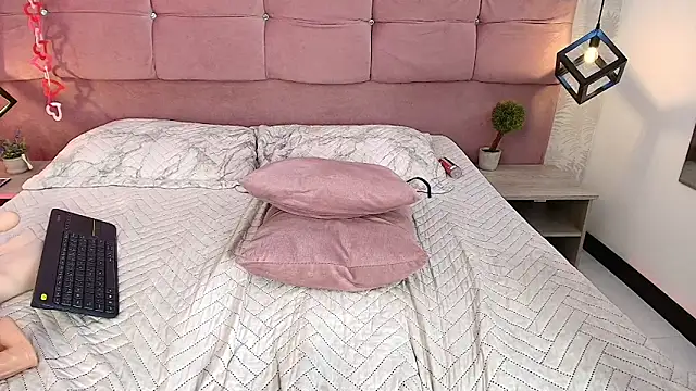 Jenna-Mitchell's cam snapshot