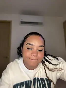 Lucy_wilson5's cam snapshot