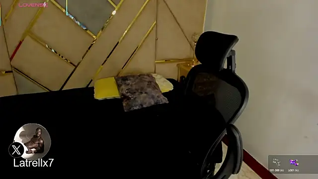 Latrellx7 live sex cam