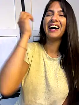 chicachocolate01's cam snapshot