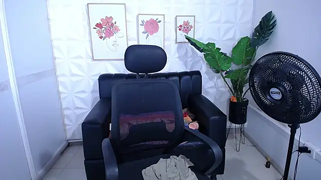 Valentinaa_mature's cam snapshot