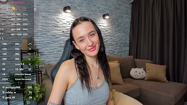 Megan_Cuddly's cam snapshot