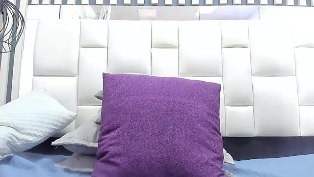 camila__herrera live sex cam