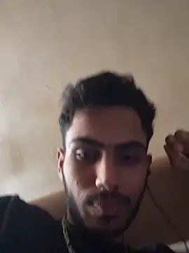 Mumbai_guyy live sex cam