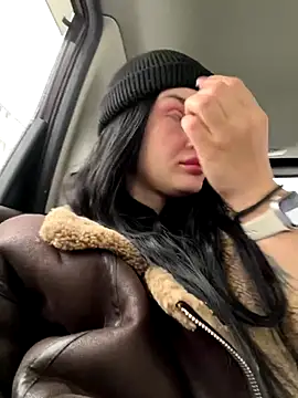 MiraReach live sex cam