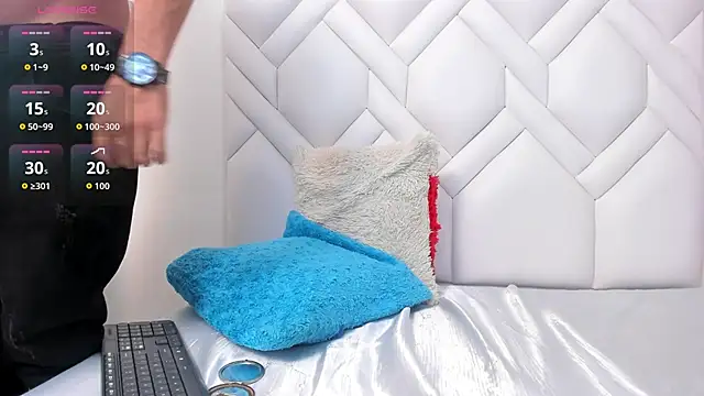 LindaHooker's cam snapshot