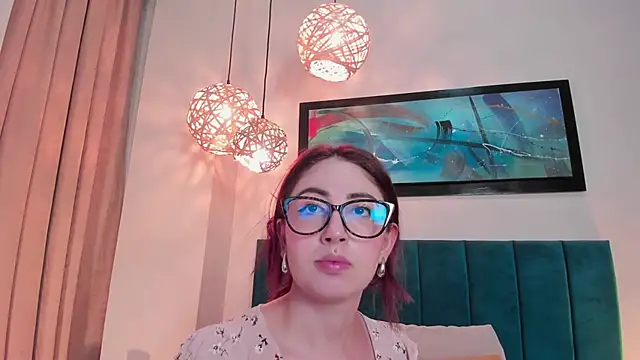 Emilywatsonn's cam snapshot