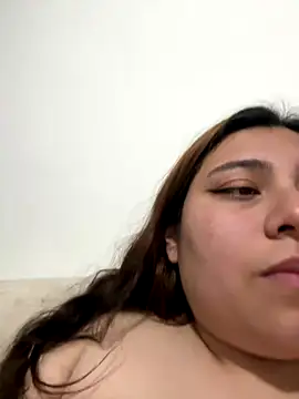 Lincy_and_hanna's cam snapshot