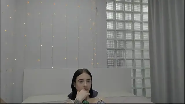 Chatty_Alice's cam snapshot