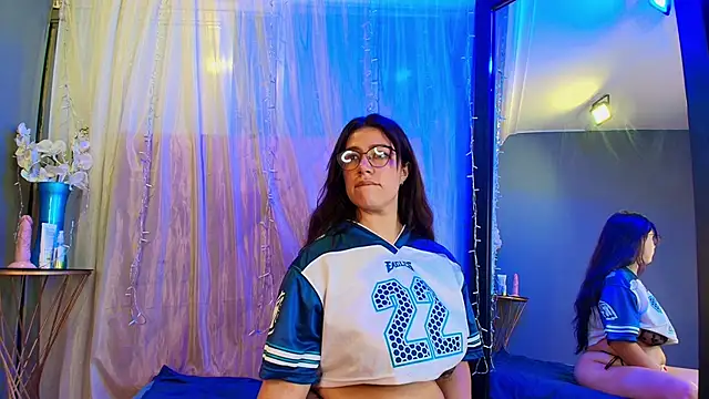 Shalyn_Lux's cam snapshot