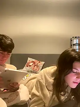 YoungCouple2007's cam snapshot