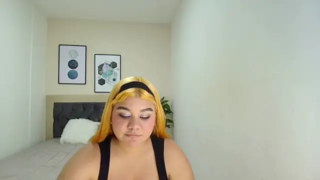 BRIANA_WON's cam snapshot