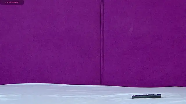 CelineHuddson's cam snapshot