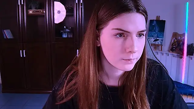 AliceCUNTach live sex cam