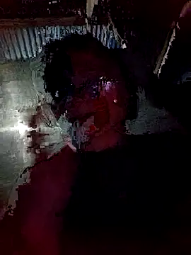 Lily-o's cam snapshot