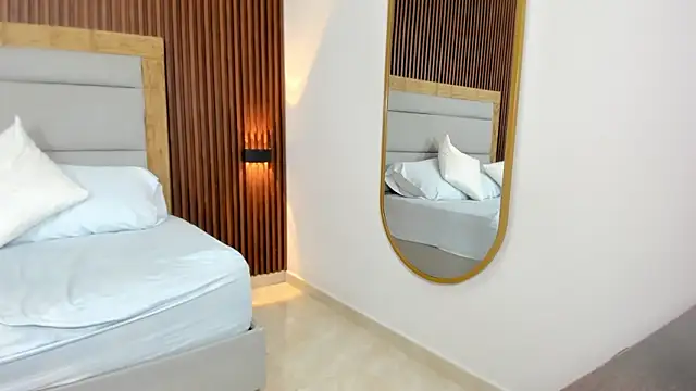 briana_titsworth's cam snapshot