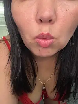 Love__Mom's cam snapshot