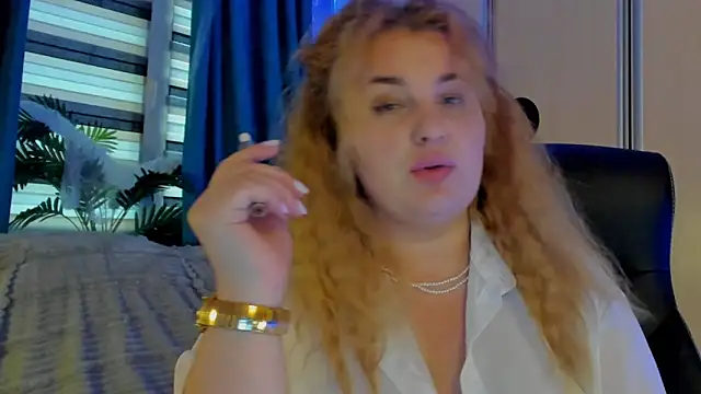 CoraSwon's cam snapshot