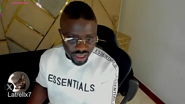 Latrellx7 live sex cam