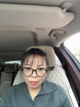 chick-888 live sex cam