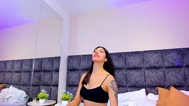 MarianaBranzz's cam snapshot