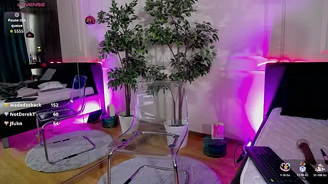 CreamyInkky_'s cam snapshot