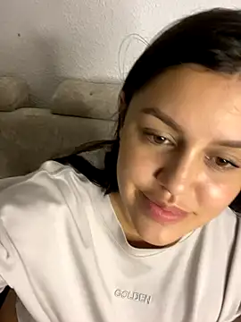 lunita_sweet5's cam snapshot