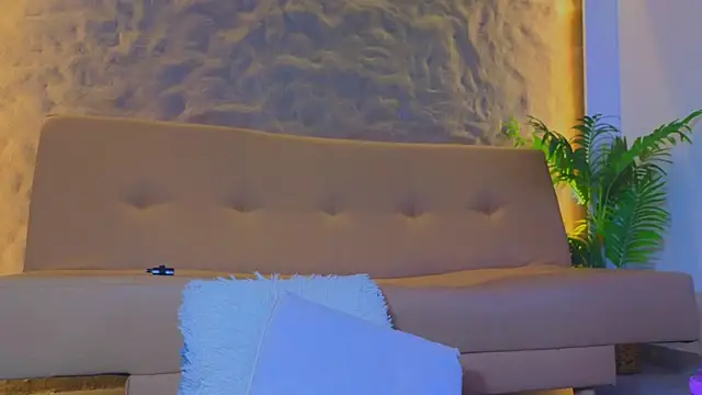 Isa__Blanc's cam snapshot