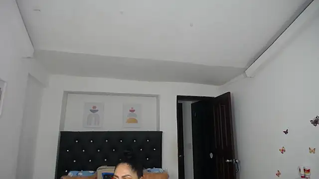 mature_bigboobs10's cam snapshot