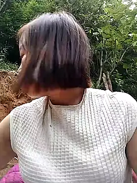 Annaacutee's cam snapshot