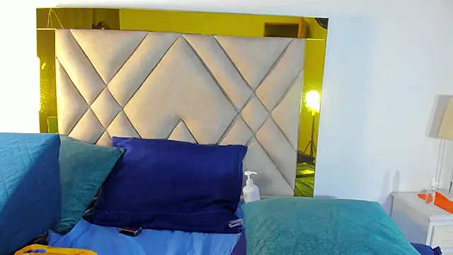 ariana-martins's cam snapshot