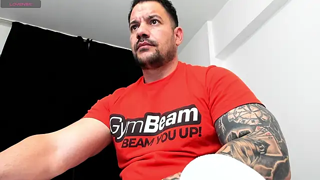 musclemonster31's cam snapshot