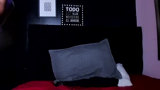 SavageLover_'s cam snapshot