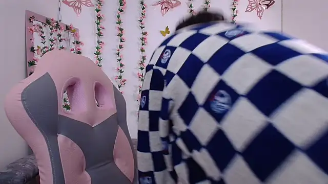 Danagh_'s cam snapshot