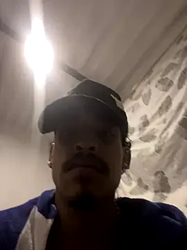 STITCHyLILO's cam snapshot