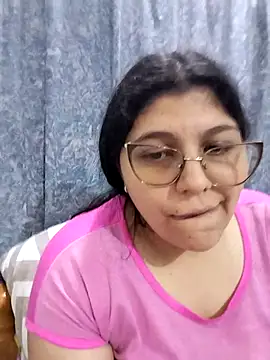 AddisonAndCouple's cam snapshot