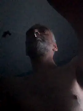 hugosafado333's cam snapshot